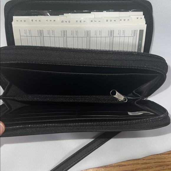 On File Black Leather Wristlet Planner - Picture 2 of 6